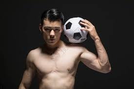 中国女足2-3苏格兰女足，张琳艳、吴澄舒互相传射，豪厄特吊射双响